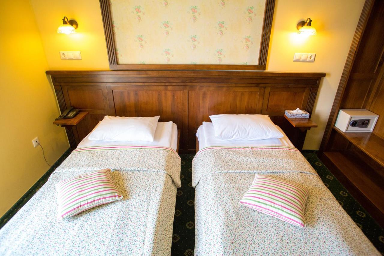 Casa De La Rosa 3* Timisoara